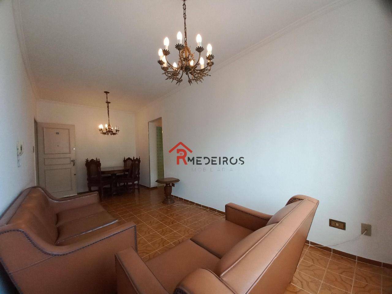 Apartamento à venda com 2 quartos, 64m² - Foto 4