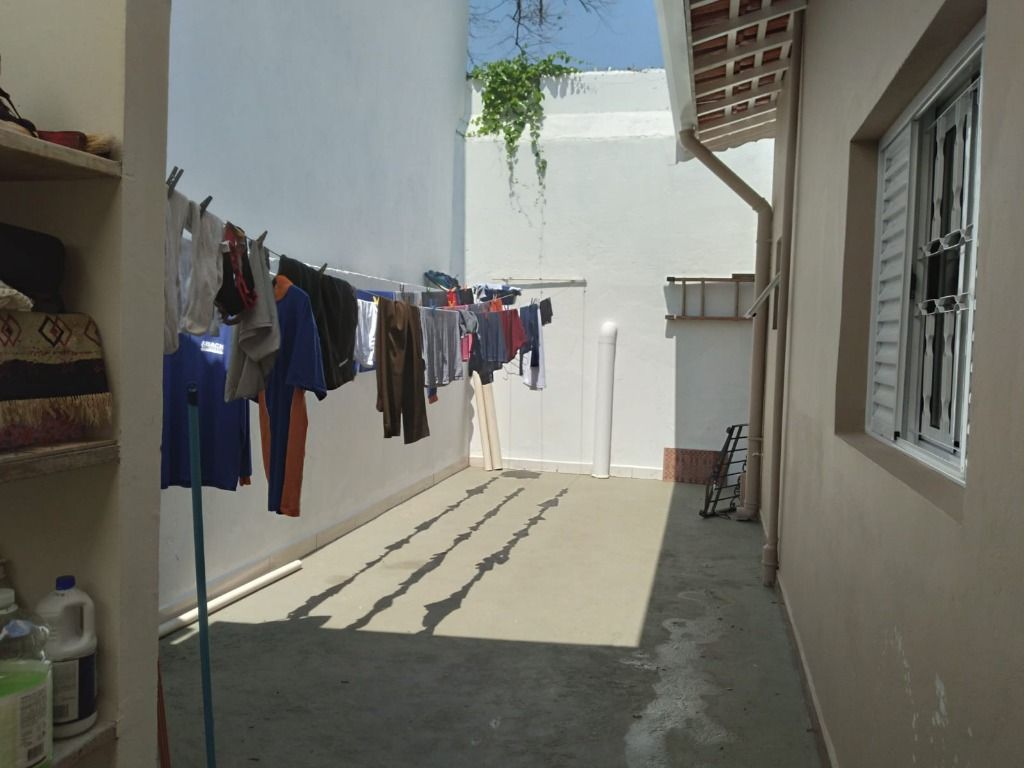 Casa à venda com 3 quartos, 200m² - Foto 15