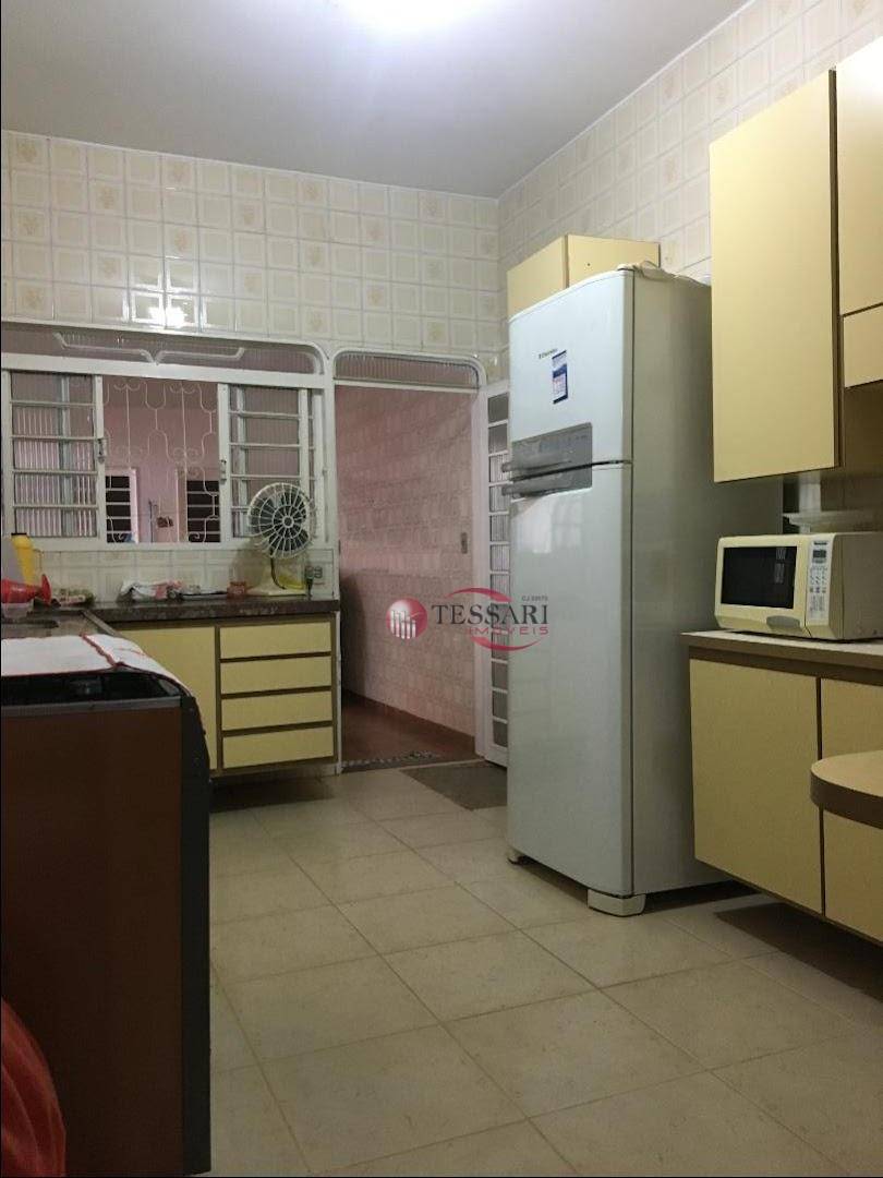 Casa à venda com 4 quartos, 300m² - Foto 16