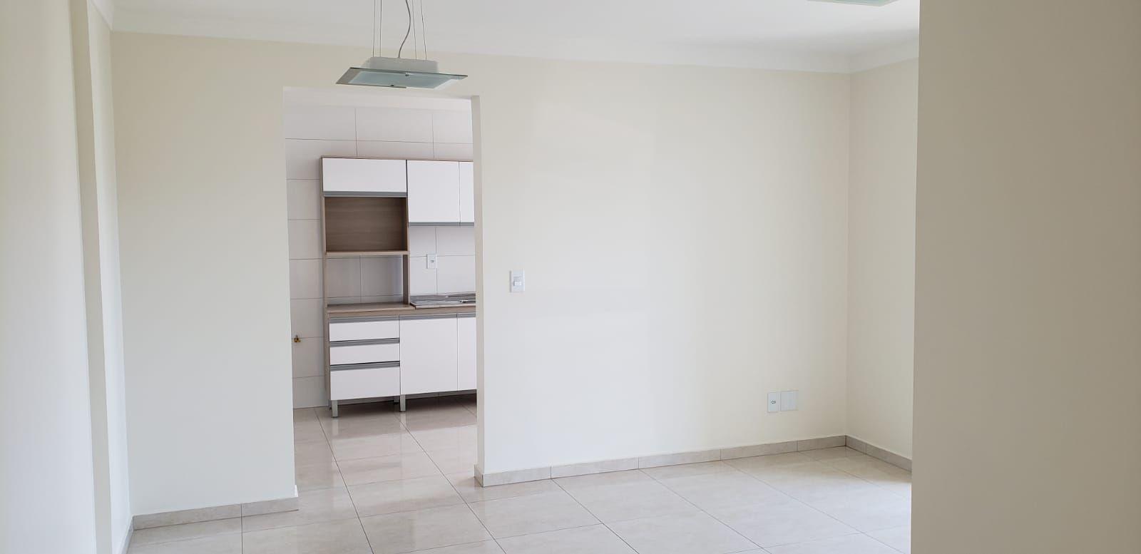 Apartamento à venda com 2 quartos, 67m² - Foto 6