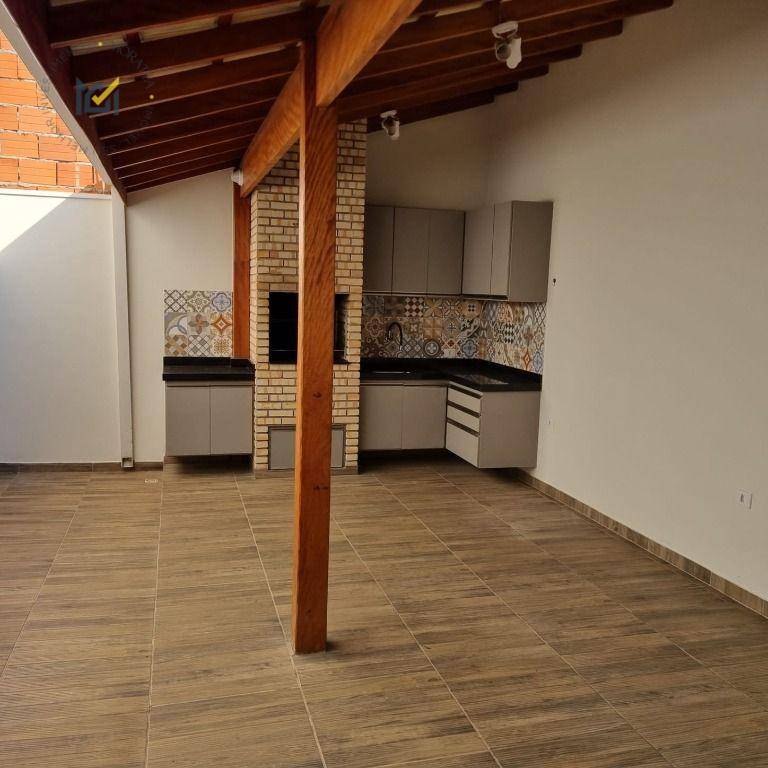 Casa à venda com 3 quartos, 133m² - Foto 13