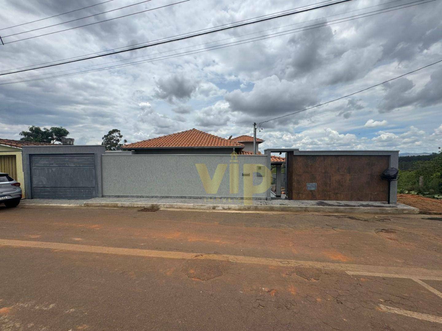 Casa à venda com 3 quartos, 250m² - Foto 5