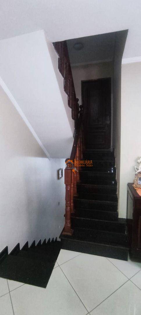 Sobrado à venda com 3 quartos, 120m² - Foto 11