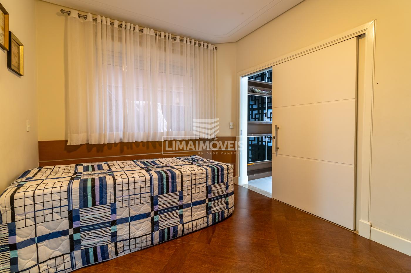 Casa de Condomínio à venda com 3 quartos, 368m² - Foto 19