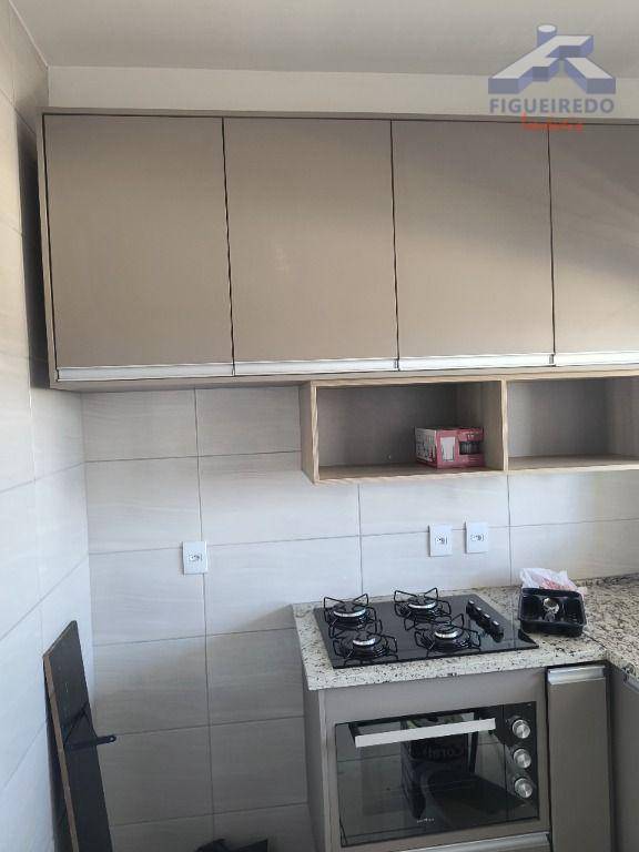 Apartamento à venda com 2 quartos, 67m² - Foto 5
