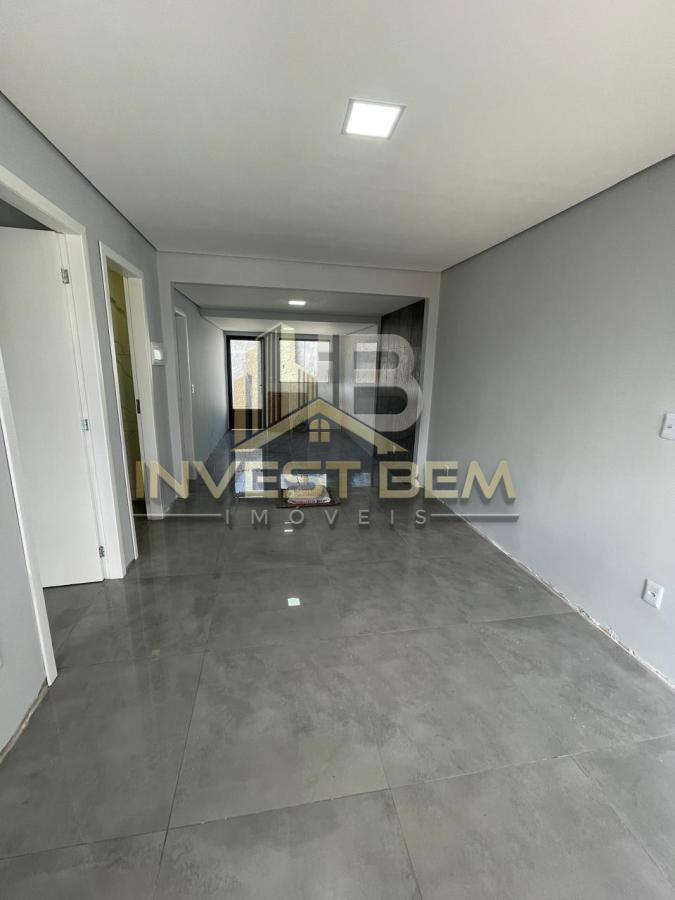 Casa à venda com 2 quartos, 60m² - Foto 14