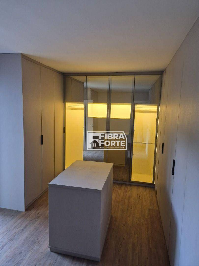 Casa de Condomínio à venda com 4 quartos, 559m² - Foto 16