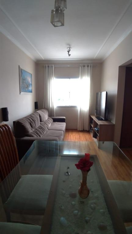 Apartamento à venda com 2 quartos, 60m² - Foto 1