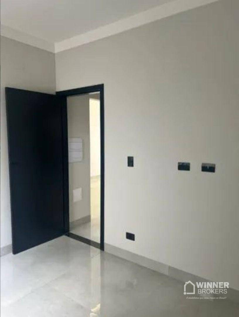 Casa à venda com 3 quartos, 105m² - Foto 11