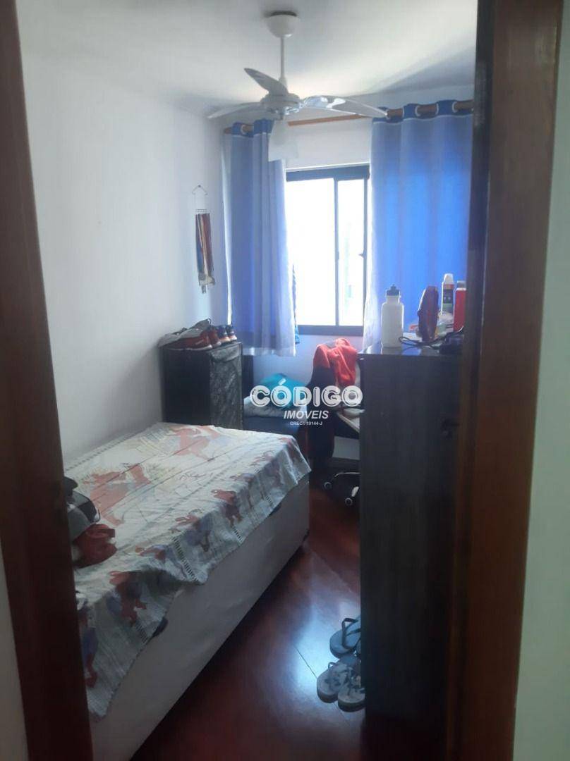 Apartamento à venda com 3 quartos, 75m² - Foto 12