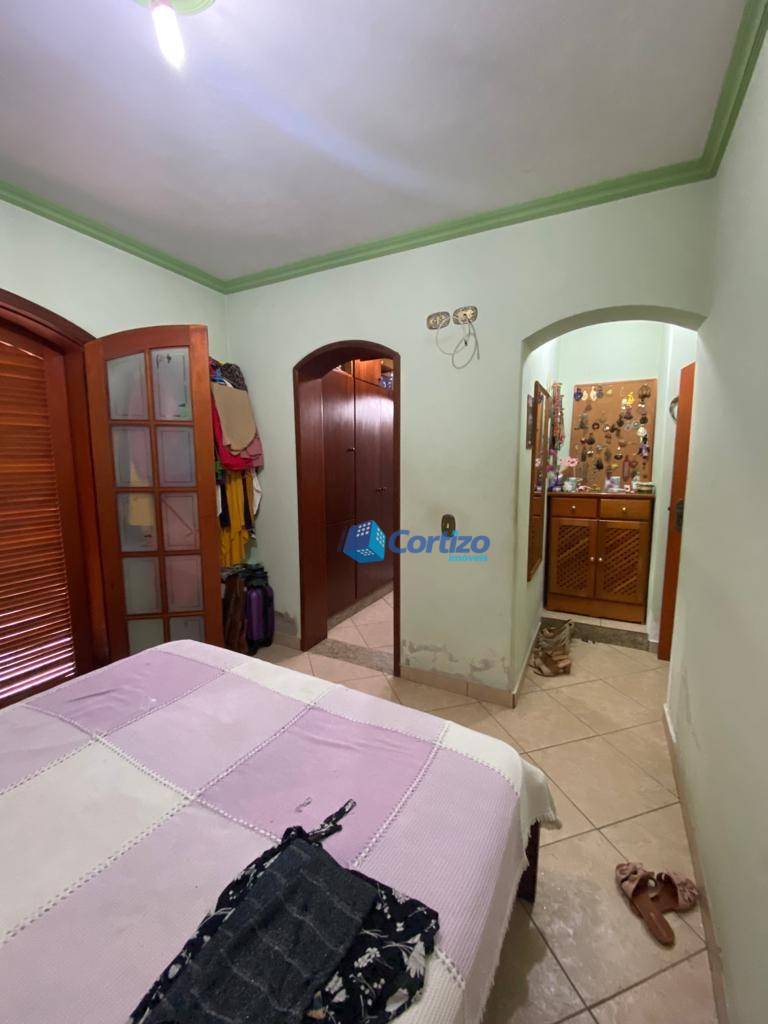 Casa à venda com 3 quartos, 175m² - Foto 16