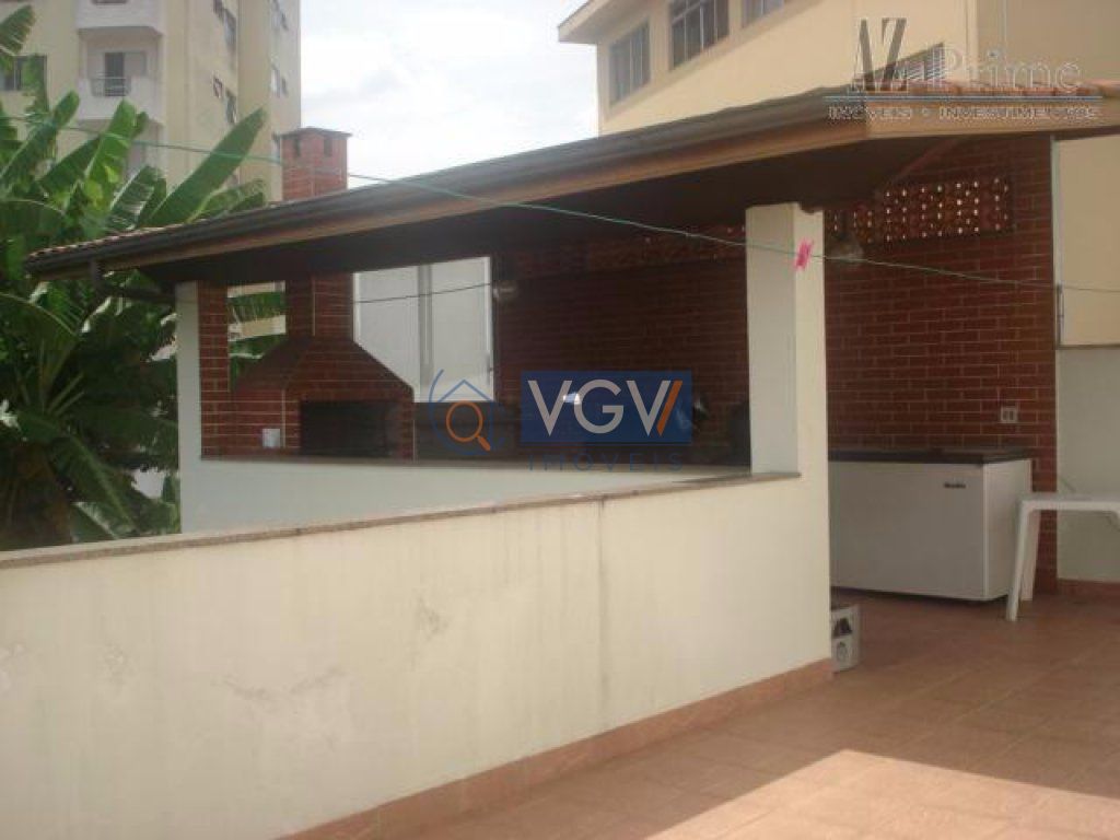 Casa à venda com 3 quartos, 400m² - Foto 2