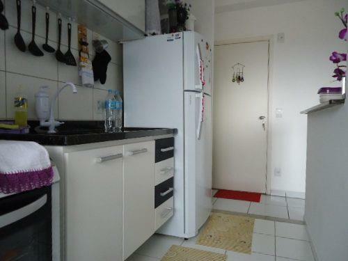 Apartamento à venda com 2 quartos, 50m² - Foto 4