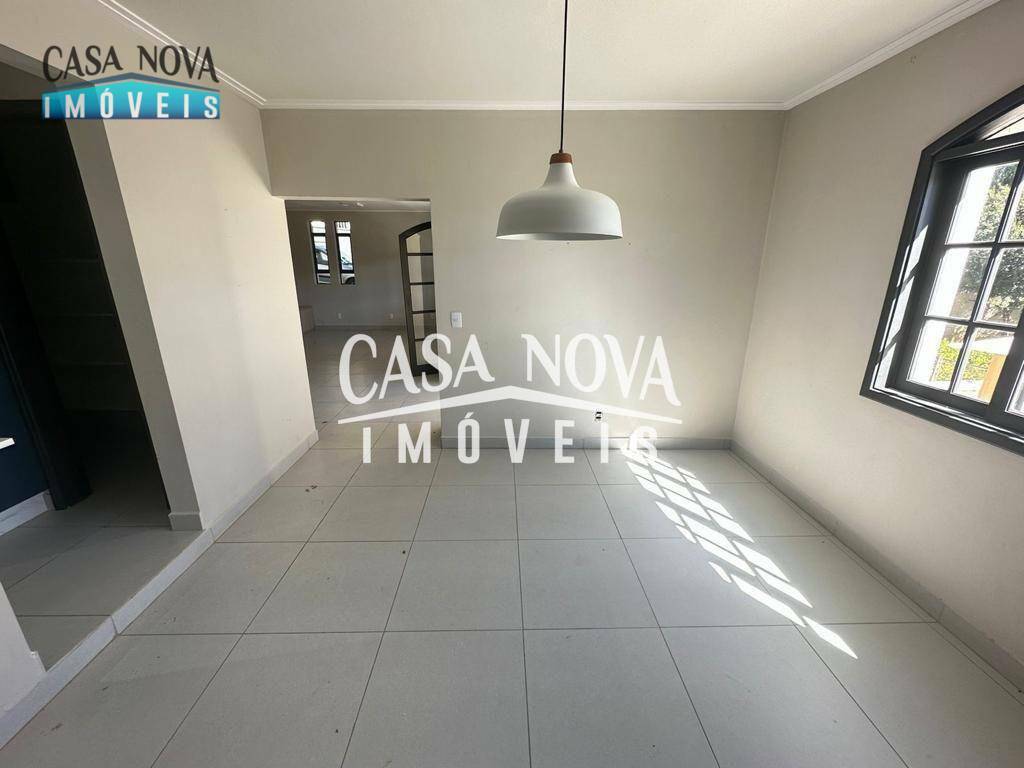 Casa de Condomínio para alugar com 3 quartos, 350m² - Foto 33