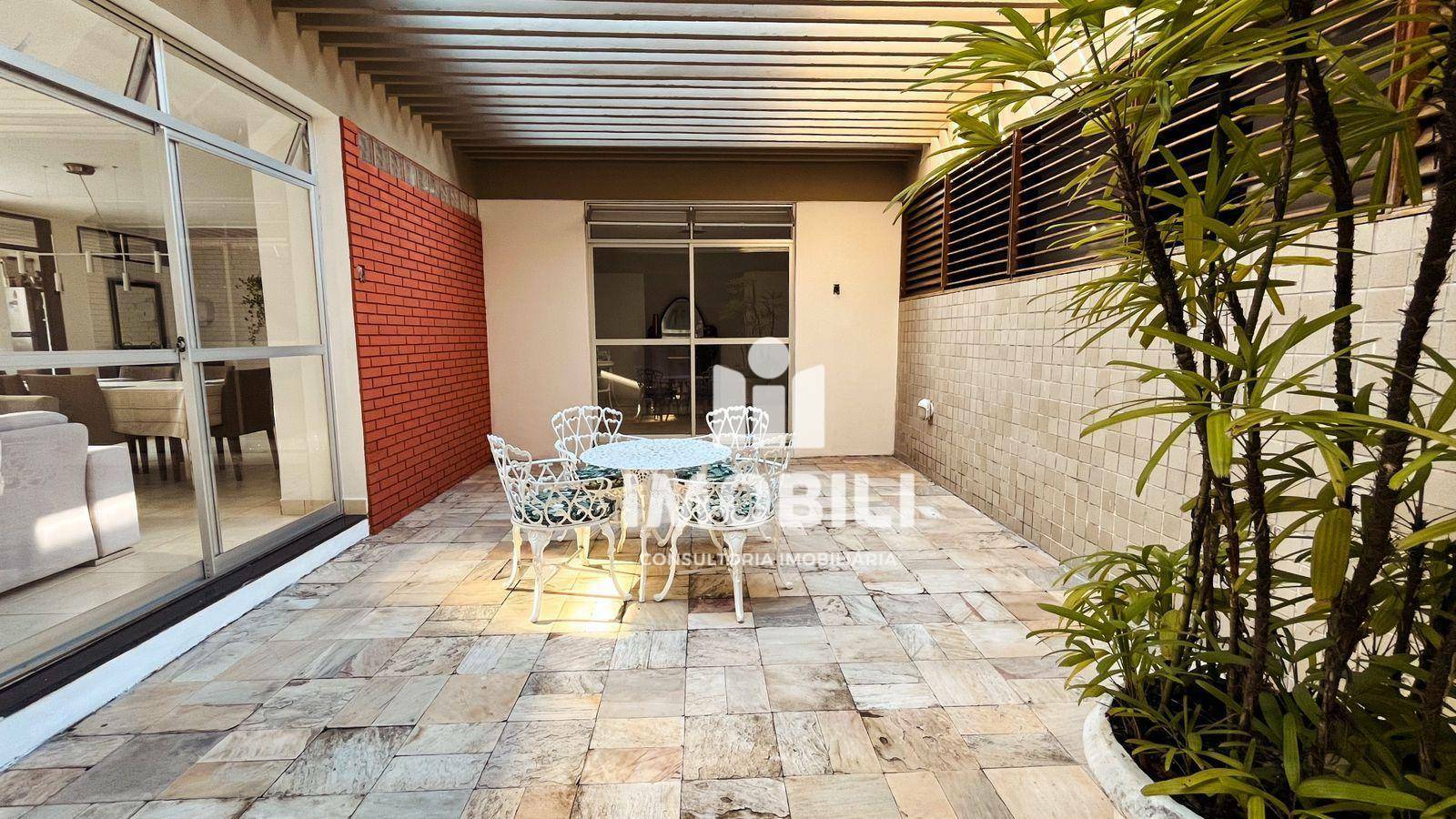 Casa à venda com 3 quartos, 212m² - Foto 8