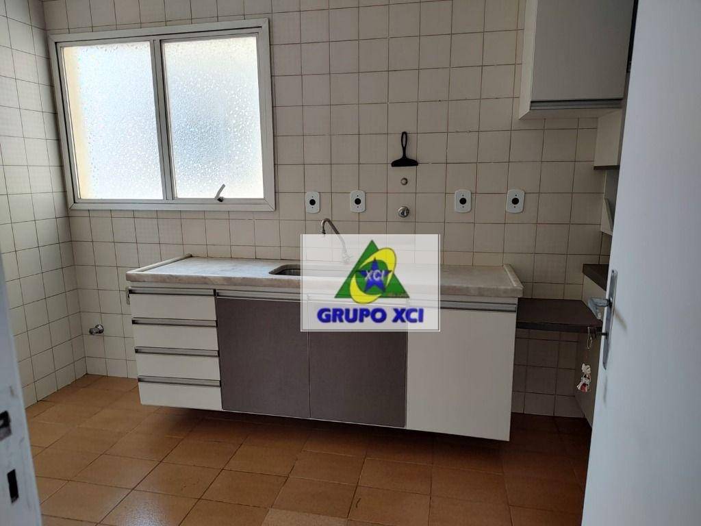 Apartamento à venda e aluguel com 2 quartos, 65m² - Foto 5