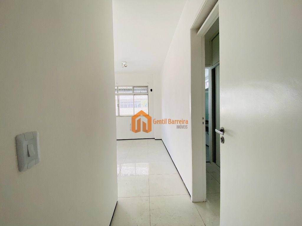 Apartamento à venda com 3 quartos, 170m² - Foto 29