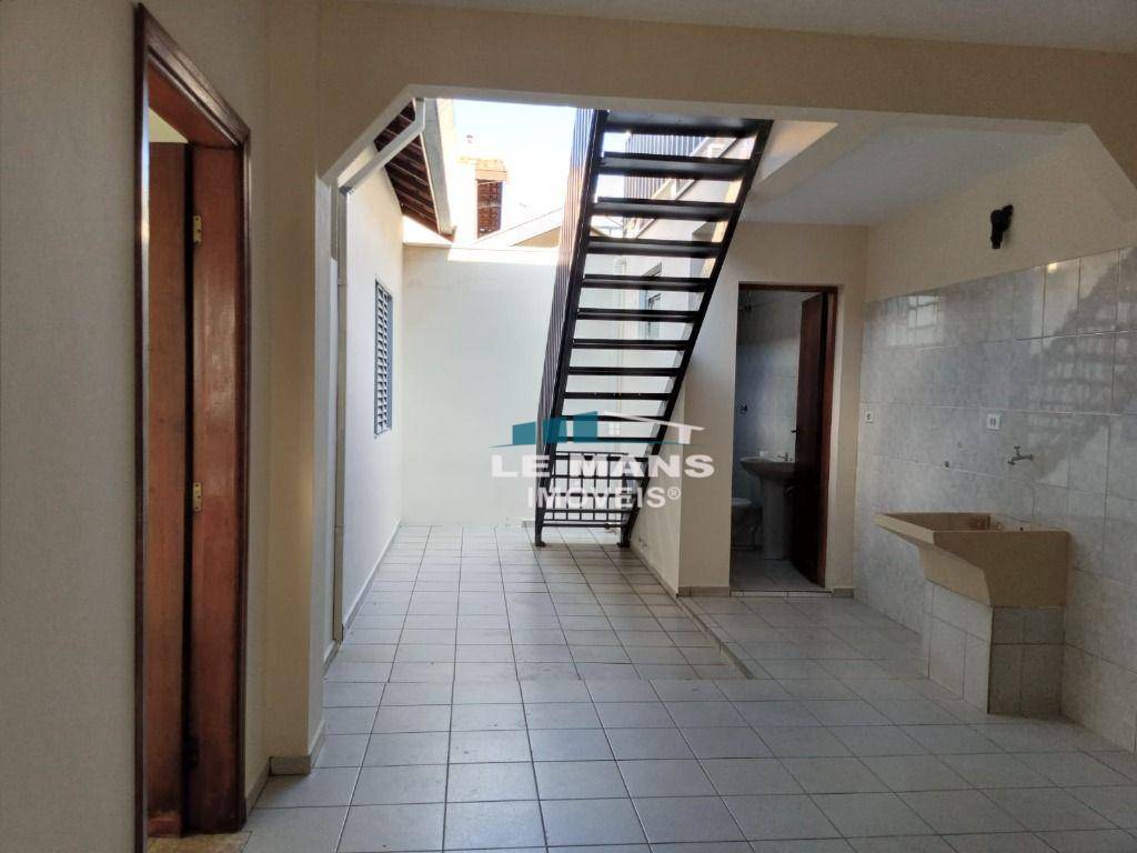 Casa à venda com 4 quartos, 130m² - Foto 16