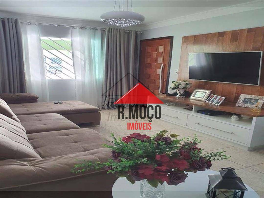 Sobrado à venda com 4 quartos, 180m² - Foto 1