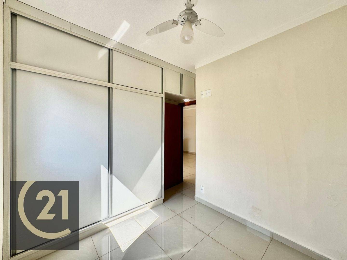 Apartamento à venda com 2 quartos, 56m² - Foto 6