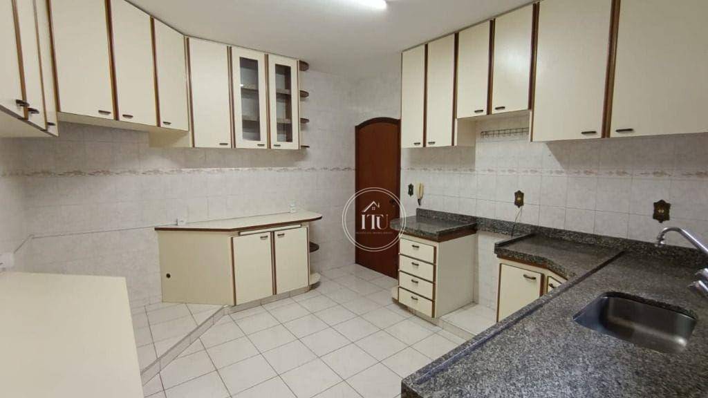 Casa, 3 quartos, 205 m² - Foto 4