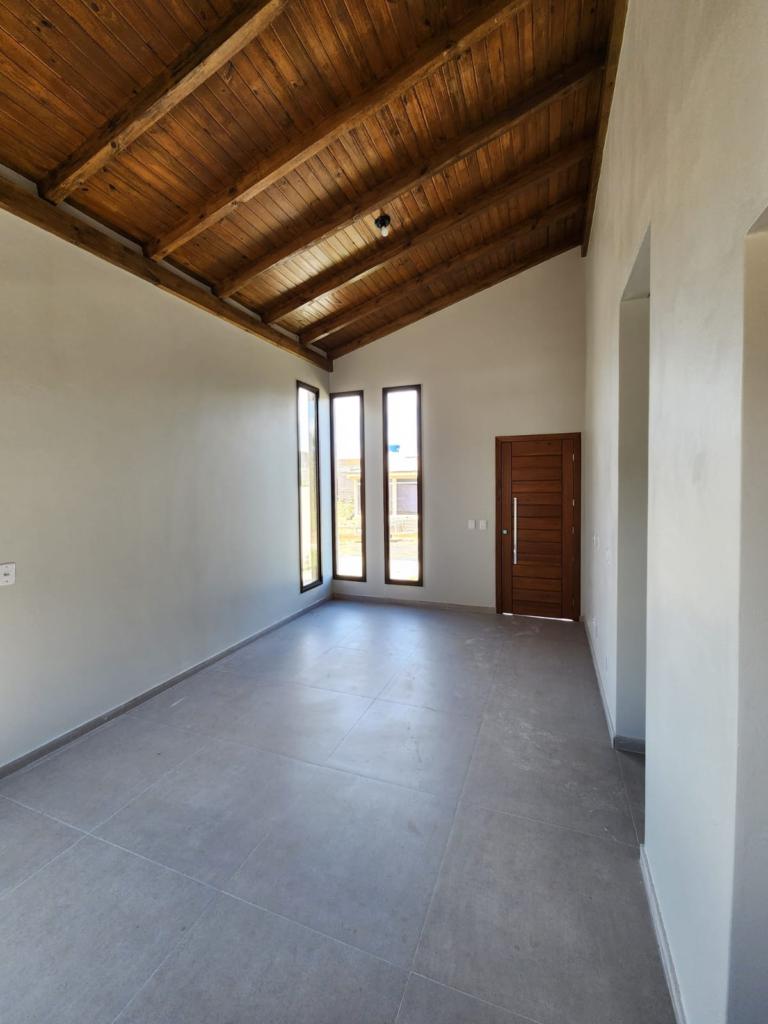 Casa à venda com 2 quartos, 67m² - Foto 8