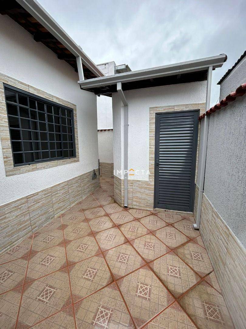 Casa à venda com 3 quartos, 168m² - Foto 21