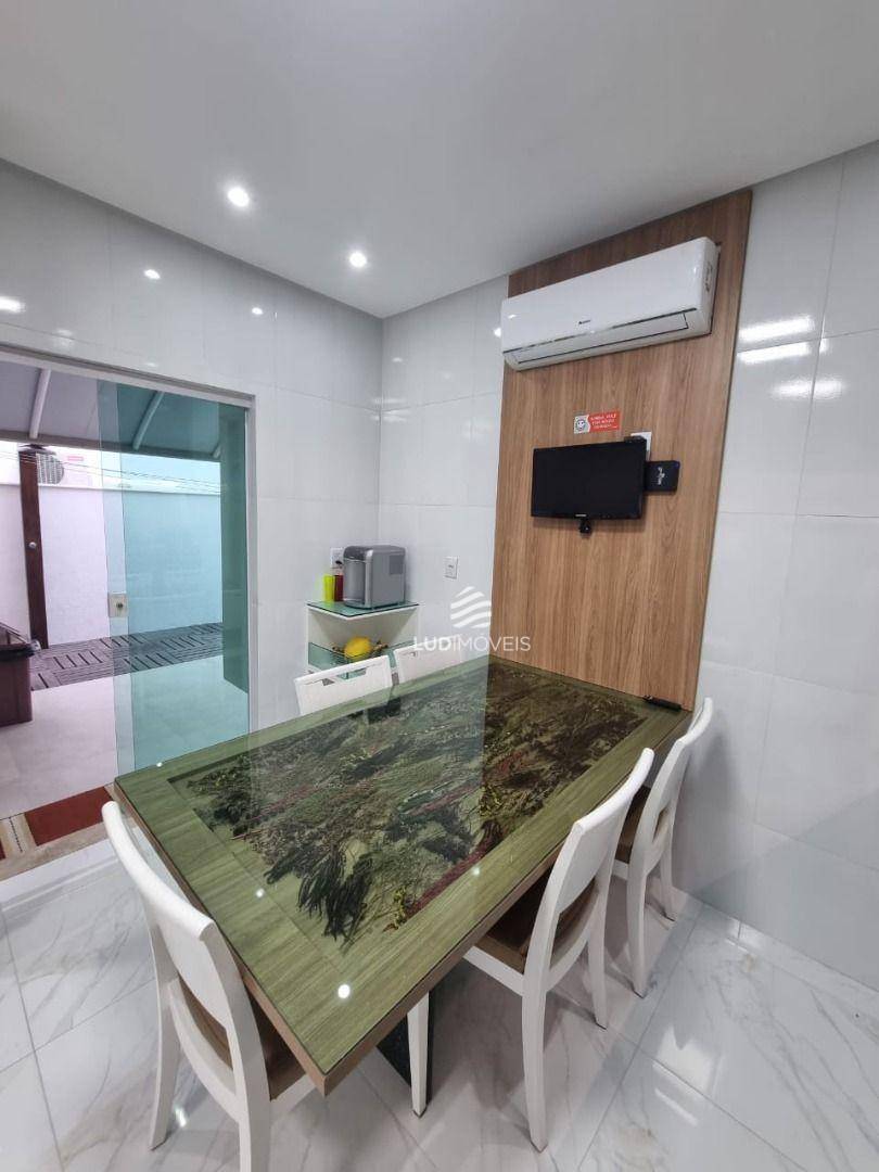 Casa de Condomínio à venda com 4 quartos, 265m² - Foto 20