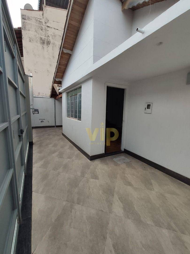 Casa à venda com 3 quartos, 170m² - Foto 2