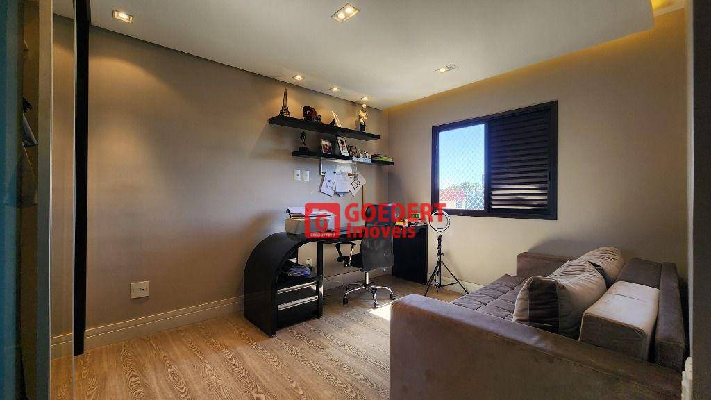 Apartamento para alugar com 3 quartos, 168m² - Foto 26