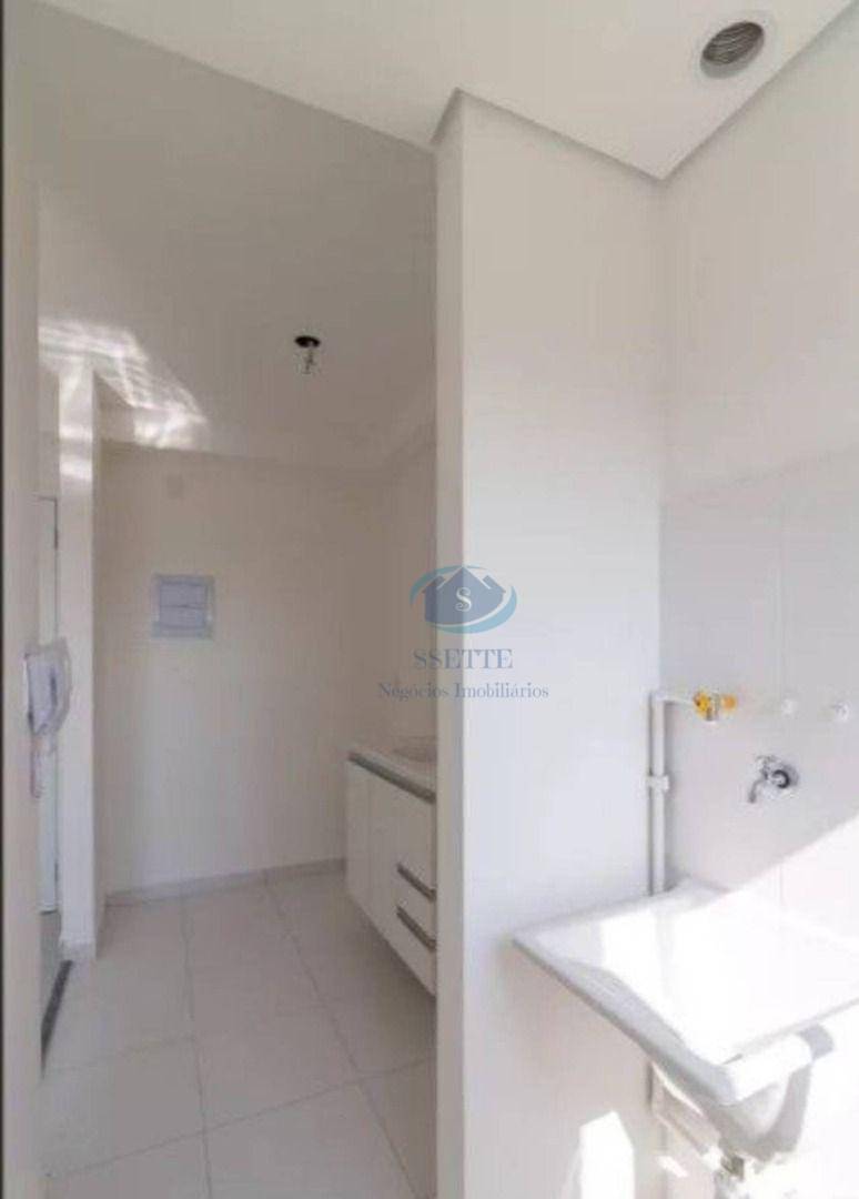 Apartamento para alugar com 2 quartos, 43m² - Foto 14