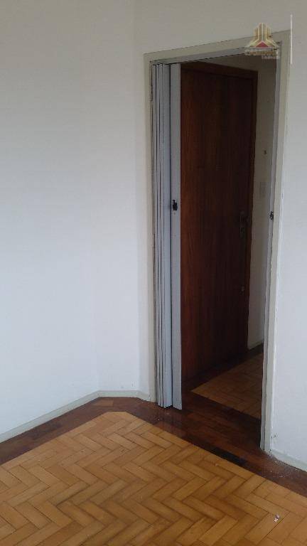 Apartamento à venda com 1 quarto, 30m² - Foto 2