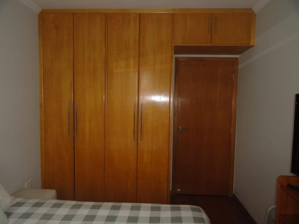 Apartamento à venda com 3 quartos, 70m² - Foto 14