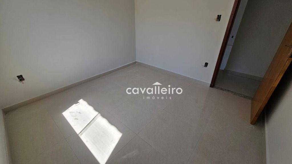 Casa à venda com 3 quartos, 100m² - Foto 7