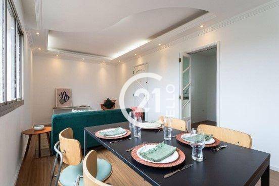 Apartamento à venda com 2 quartos, 72m² - Foto 4