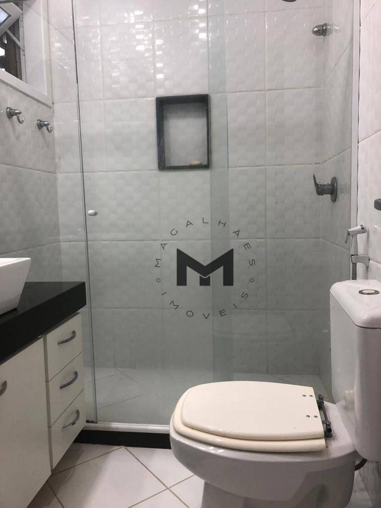 Apartamento à venda com 3 quartos, 200m² - Foto 17