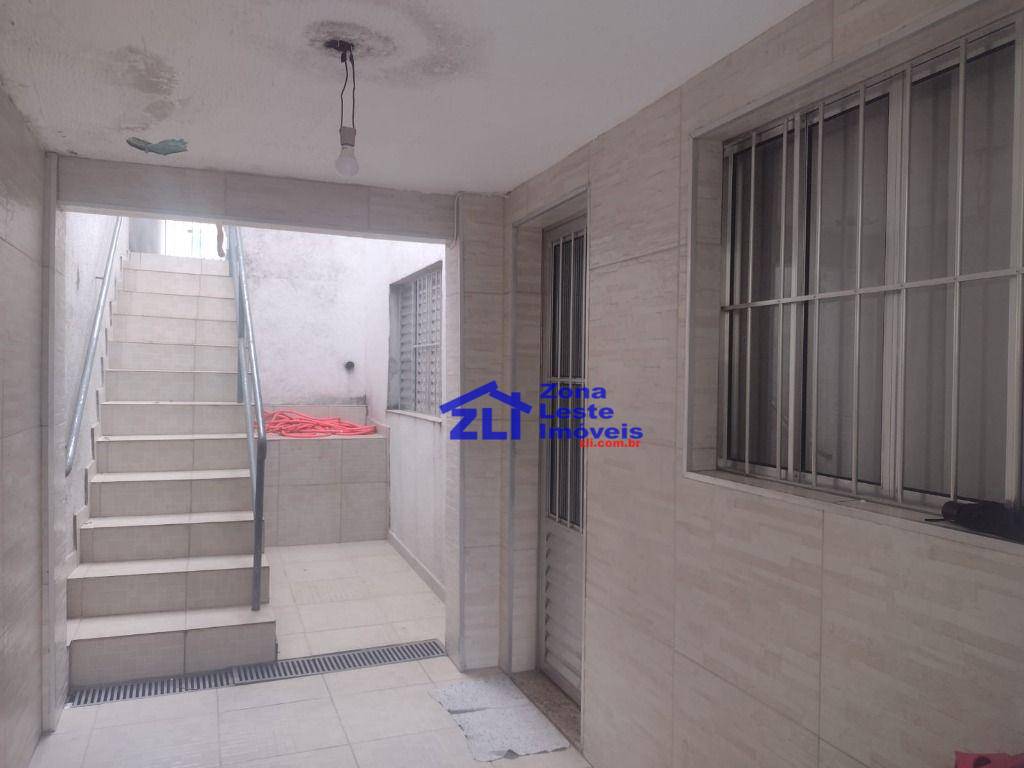 Casa à venda com 3 quartos, 220m² - Foto 11