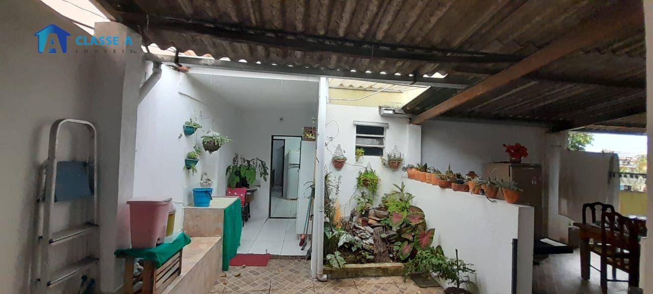 Casa à venda com 3 quartos, 360m² - Foto 7