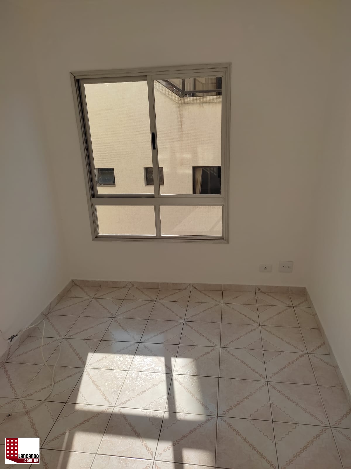 Apartamento à venda com 3 quartos, 45m² - Foto 4