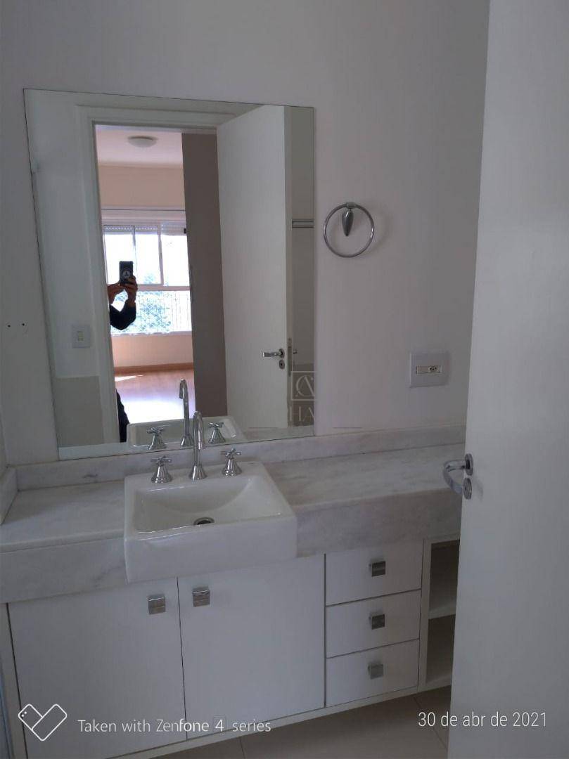 Apartamento para alugar com 3 quartos, 122m² - Foto 43