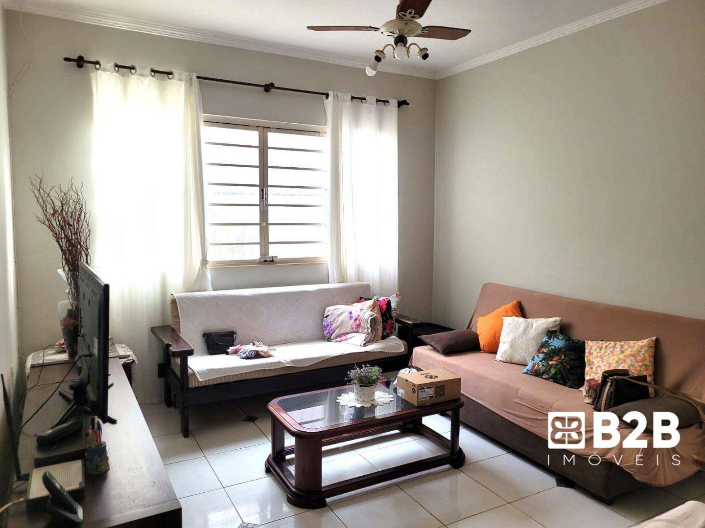 Casa, 3 quartos, 175 m² - Foto 1