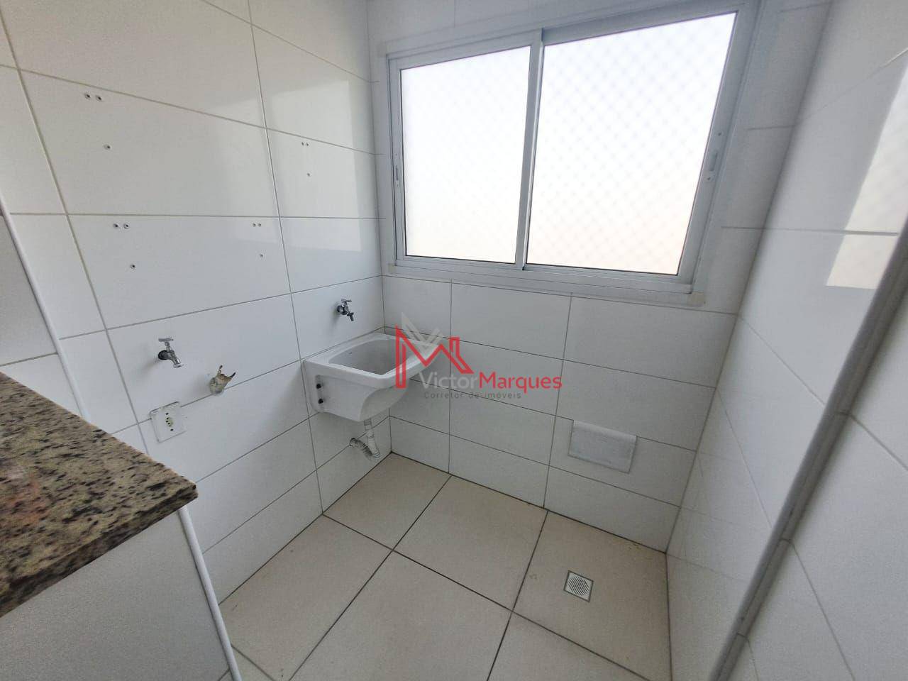 Apartamento à venda com 2 quartos, 60m² - Foto 18