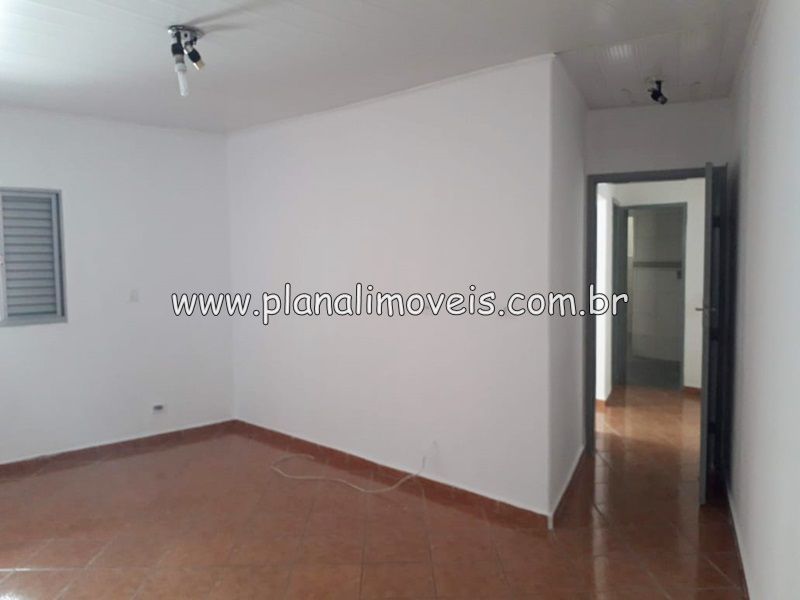 Casa à venda com 6 quartos, 250m² - Foto 5