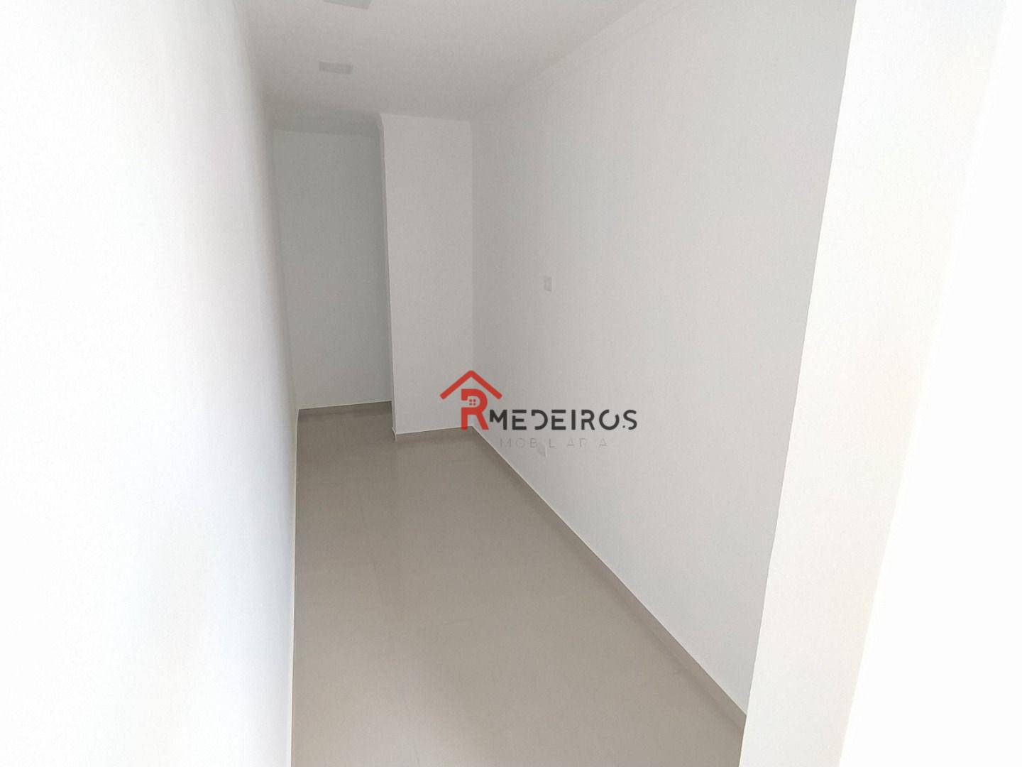 Apartamento à venda com 2 quartos, 75m² - Foto 23