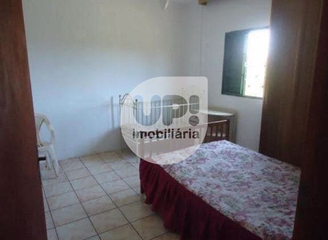 Chácara à venda com 1 quarto, 100m² - Foto 6