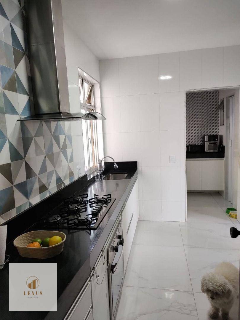 Apartamento à venda com 3 quartos, 110m² - Foto 2