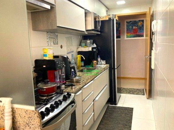 Apartamento à venda com 2 quartos, 76m² - Foto 3