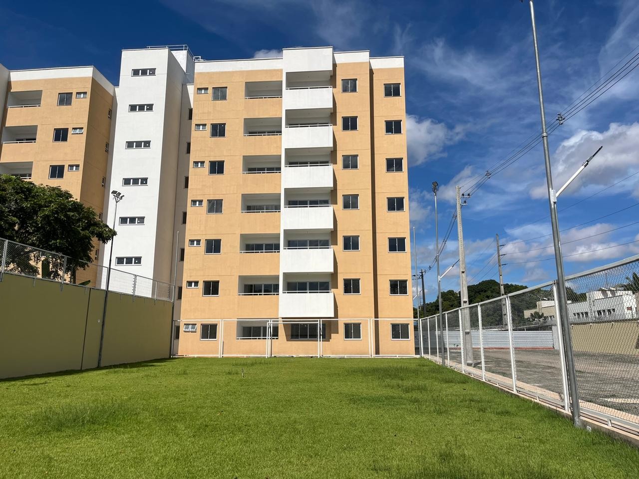 Apartamento à venda com 2 quartos, 55m² - Foto 1