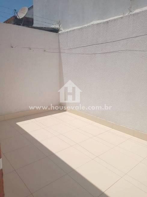 Casa à venda com 2 quartos, 90m² - Foto 11