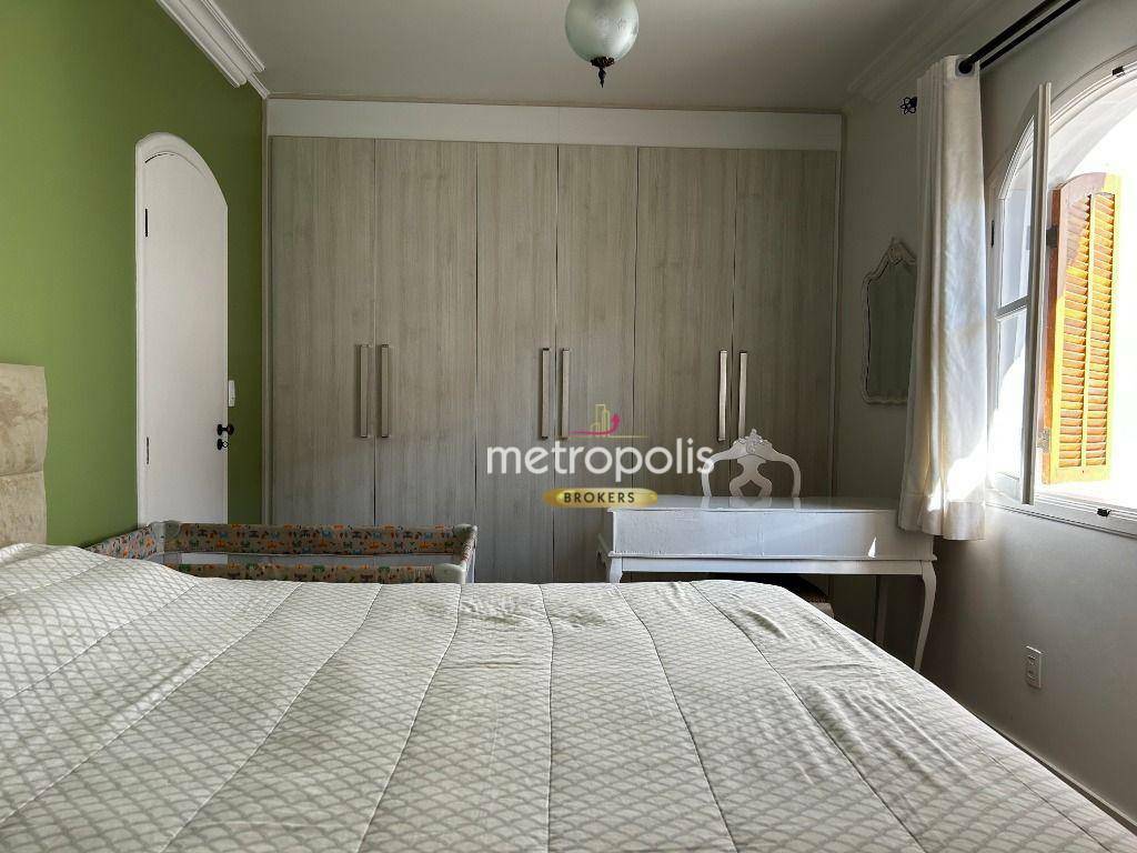 Sobrado à venda com 3 quartos, 300m² - Foto 19